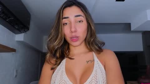 Snapshot of brendaaguerra chatting on January 2, 2025, 8:17 am brendaaguerra online show from January 2, 2025, 8:17 am