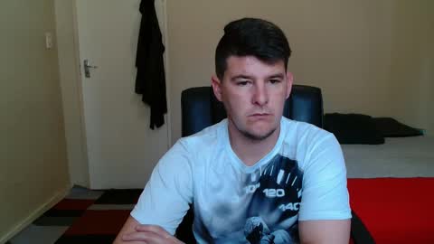 ask me lol online show from November 21, 2025, 8:57 am