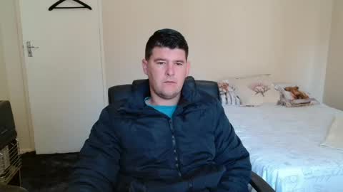 Snapshot of brendansexyboy098754 chatting on May 21, 2026, 7:04 am ask me lol online show from May 21, 2026, 7:04 am