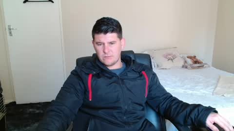 Snapshot of brendansexyboy098754 chatting on May 23, 2026, 9:57 am ask me lol online show from May 23, 2026, 9:57 am