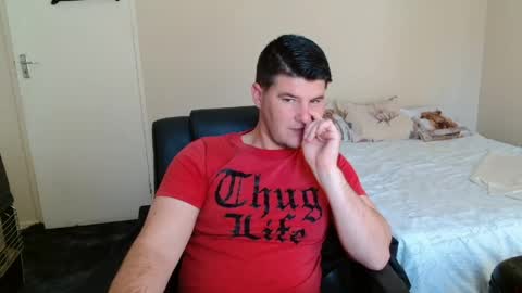 Snapshot of brendansexyboy098754 chatting on May 25, 2026, 8:53 am ask me lol online show from May 25, 2026, 8:53 am