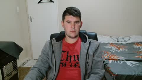 Snapshot of brendansexyboy098754 chatting on June 12, 2026, 3:38 am ask me lol online show from June 12, 2026, 3:38 am