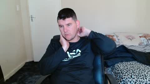 Snapshot of brendansexyboy098754 chatting on July 15, 2026, 7:46 am ask me lol online show from July 15, 2026, 7:46 am