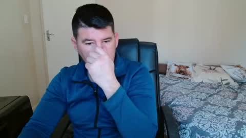 Snapshot of brendansexyboy098754 chatting on July 20, 2026, 7:00 am ask me lol online show from July 20, 2026, 7:00 am