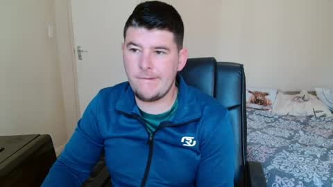 Snapshot of brendansexyboy098754 chatting on July 21, 2026, 7:00 am ask me lol online show from July 21, 2026, 7:00 am