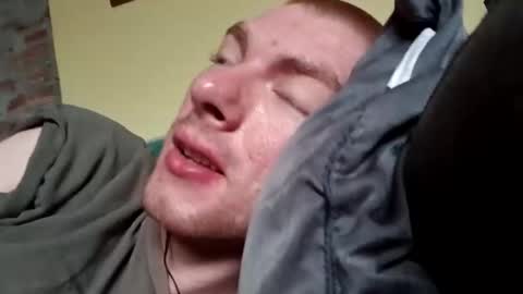 Snapshot of brenden02 chatting on March 27, 2026, 1:22 pm Brenden online show from March 27, 2026, 1:22 pm