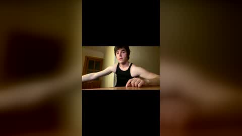 Snapshot of brendon000hardt chatting on May 15, 2026, 5:53 pm brendon000hardt online show from May 15, 2026, 5:53 pm
