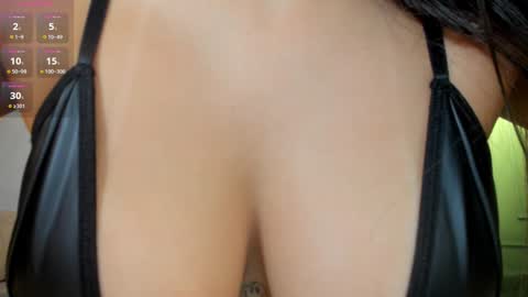 Snapshot of brennawalker chatting on January 10, 2025, 9:23 am Brenna Walker IG 4lexandracasas online show from January 10, 2025, 9:23 am