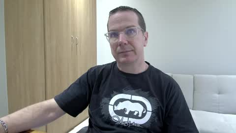 Brett online show from April 19, 2026, 11:42 am