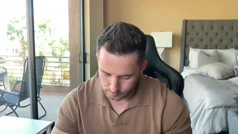 Snapshot of brettmycles chatting on September 23, 2025, 9:18 pm Brett Mycles online show from September 23, 2025, 9:18 pm