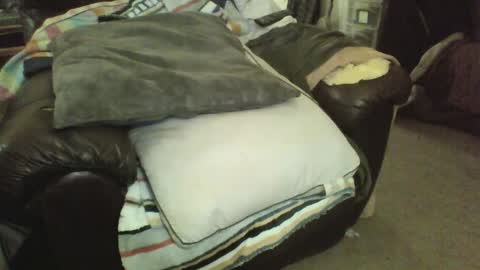 Snapshot of bri20fu chatting on February 15, 2025, 7:06 am raining down on me online show from February 15, 2025, 7:06 am