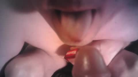 Snapshot of bri20fu chatting on July 28, 2026, 6:20 pm raining down on me online show from July 28, 2026, 6:20 pm