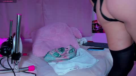 Snapshot of briana11_ chatting on December 3, 2024, 1:19 am briana11_ online show from December 3, 2024, 1:19 am