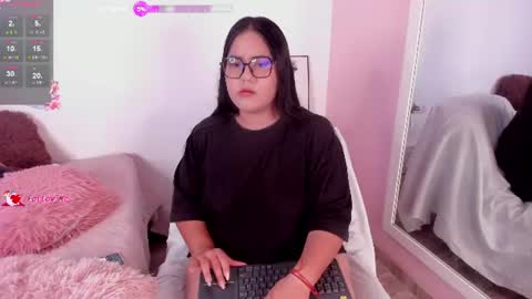 Snapshot of briana_goldd chatting on June 17, 2026, 3:42 am Brianna online show from June 17, 2026, 3:42 am