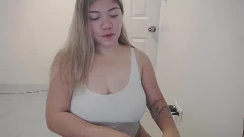 Briana online show from February 1, 2025, 12:29 am