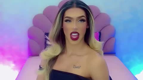 Snapshot of briana_sex32 chatting on January 15, 2025, 2:17 am BRIANA online show from January 15, 2025, 2:17 am