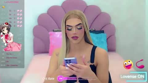 Snapshot of briana_sex32 chatting on March 7, 2025, 12:04 am BRIANA online show from March 7, 2025, 12:04 am