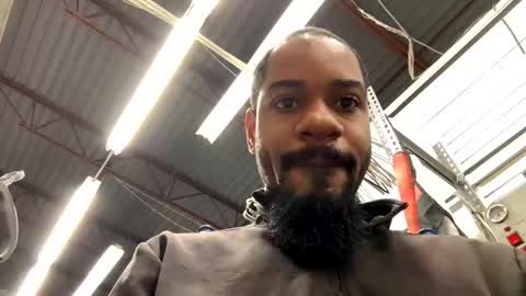 Snapshot of briankone97 chatting on April 17, 2026, 5:27 pm BRIANKONE97 online show from April 17, 2026, 5:27 pm