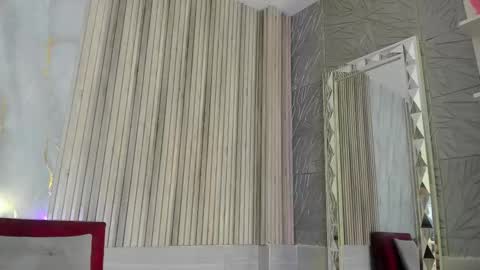 Brianna Chelsea  online show from November 24, 2025, 1:33 pm