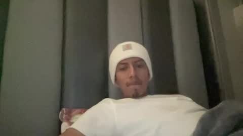 Snapshot of briannlovessexxx chatting on February 8, 2026, 6:33 pm briannlovessexxx online show from February 8, 2026, 6:33 pm