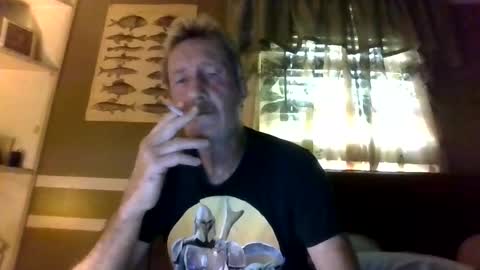 Snapshot of brickmaster2021 chatting on June 7, 2026, 1:04 pm Mike online show from June 7, 2026, 1:04 pm