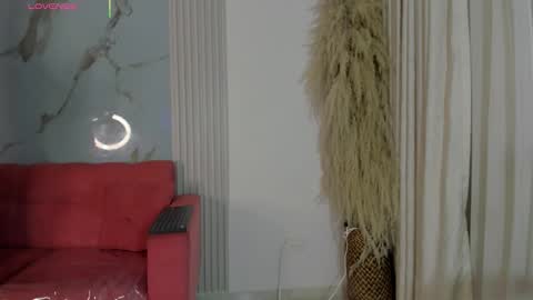 Snapshot of bridgetrodriguez chatting on October 10, 2025, 12:15 pm online show from October 10, 2025, 12:15 pm