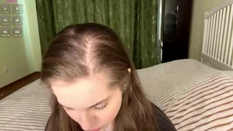 brielleroberts online show from March 23, 2026, 8:29 am