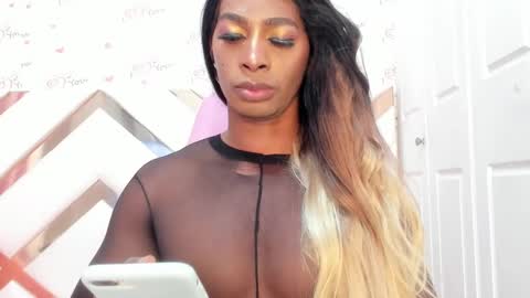 Snapshot of briggittebony chatting on January 12, 2025, 12:23 pm BIRGGITTEBONY online show from January 12, 2025, 12:23 pm