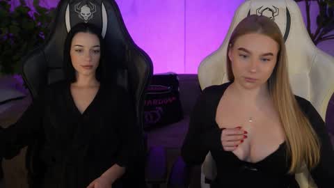 Diamonds Girls online show from November 27, 2025, 9:44 am