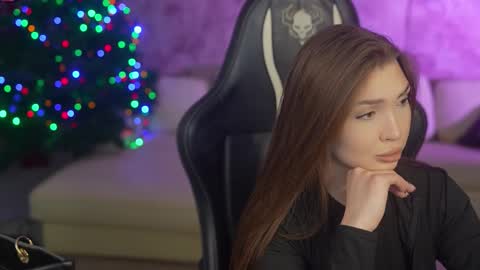 Diamonds Girls online show from January 12, 2026, 8:52 am