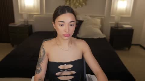 Snapshot of bright_diamonds_054 chatting on June 15, 2026, 7:21 am Diamonds Girls online show from June 15, 2026, 7:21 am