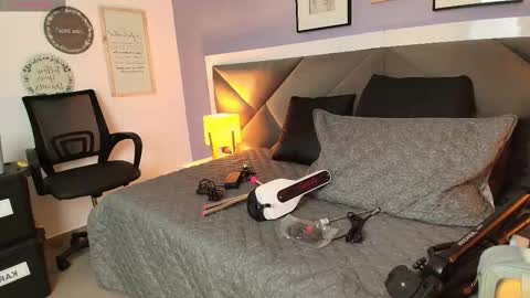 Snapshot of brigiitte_rohan chatting on November 30, 2025, 2:59 am Brigiitte online show from November 30, 2025, 2:59 am