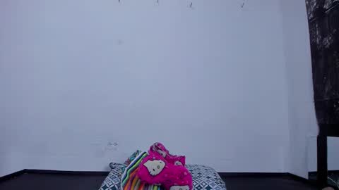 Snapshot of brigith05 chatting on February 14, 2025, 4:15 am Brigith online show from February 14, 2025, 4:15 am