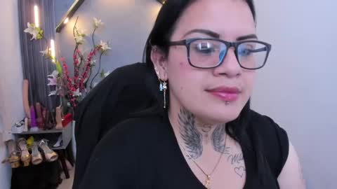 BRIGITTE online show from April 28, 2026, 1:48 am