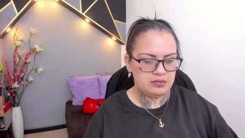 BRIGITTE online show from April 29, 2026, 2:15 am
