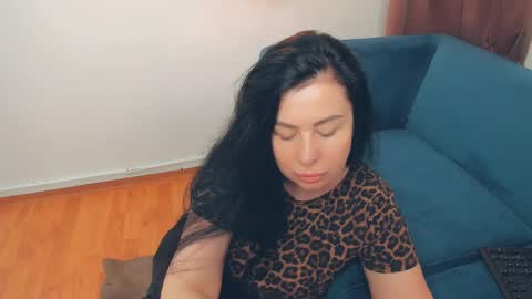 brilliantegirl_ online show from May 12, 2026, 6:54 am