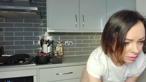 brinny_grace online show from February 24, 2026, 9:18 am