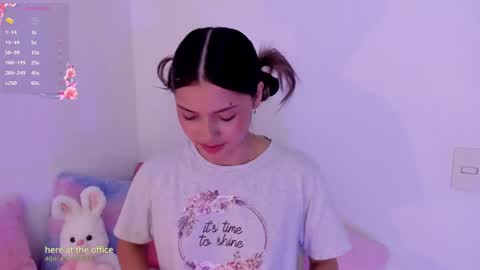 Brisa  online show from April 30, 2026, 8:37 pm