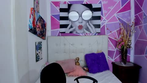 Snapshot of brisahott chatting on January 18, 2025, 1:40 pm Brisa online show from January 18, 2025, 1:40 pm