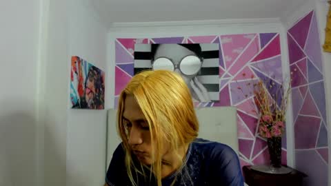 Snapshot of brisahott chatting on January 20, 2025, 2:14 pm Brisa online show from January 20, 2025, 2:14 pm