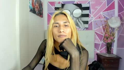 Snapshot of brisahott chatting on February 25, 2025, 1:41 am Brisa online show from February 25, 2025, 1:41 am