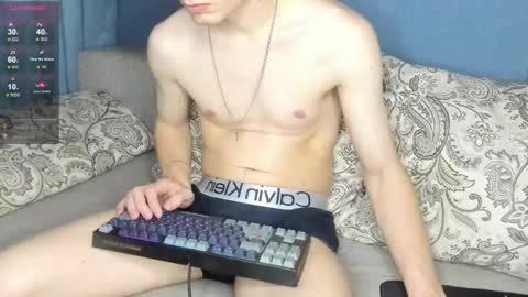 Snapshot of bristlebback chatting on February 18, 2025, 9:20 pm bristlebback online show from February 18, 2025, 9:20 pm