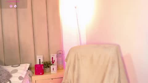 Snapshot of britanymooree chatting on June 6, 2026, 11:31 pm Britany online show from June 6, 2026, 11:31 pm