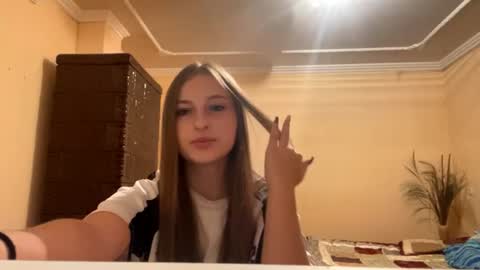 Snapshot of britanysuther chatting on June 11, 2026, 7:45 pm Ciri online show from June 11, 2026, 7:45 pm