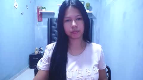 britanyx1 online show from May 22, 2026, 1:17 pm