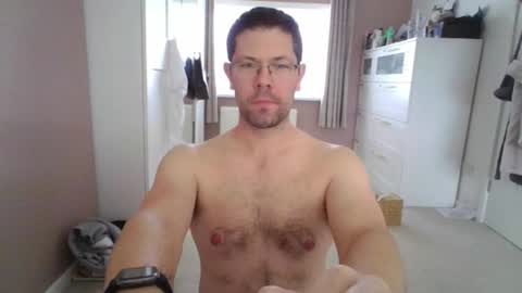 Snapshot of britguy6985 chatting on November 6, 2025, 12:39 pm britguy6985 online show from November 6, 2025, 12:39 pm