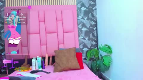 Snapshot of brithanyslim chatting on May 14, 2026, 8:04 pm brithanyslim online show from May 14, 2026, 8:04 pm