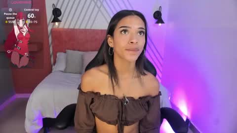 Snapshot of britney_collins_ chatting on May 30, 2026, 1:19 pm britney_collins_ online show from May 30, 2026, 1:19 pm