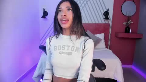 Snapshot of britney_collins_ chatting on May 31, 2026, 1:07 pm britney_collins_ online show from May 31, 2026, 1:07 pm