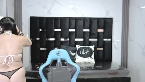 Britney  online show from September 21, 2025, 3:19 am